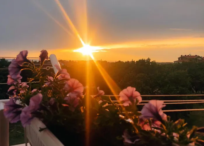 Adriatic Sunset View Апартаменти